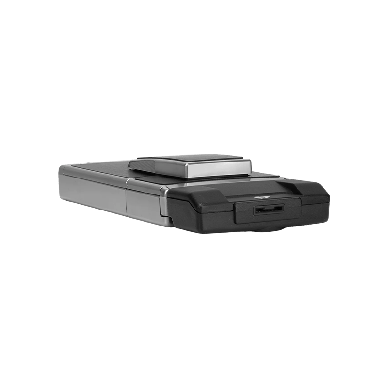 Камера Polaroid SX-70 Sonar (Відновлена)