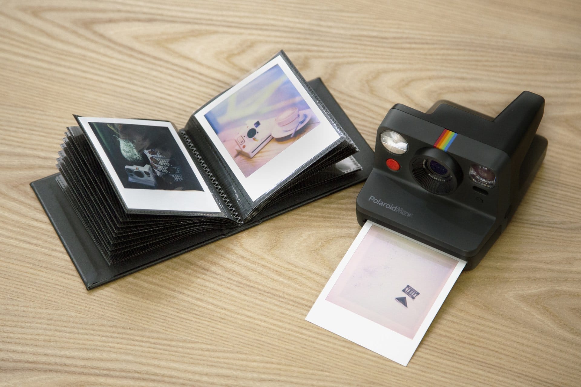 Polaroid Accessories PhotoAlbumSmall Now IMG 0458