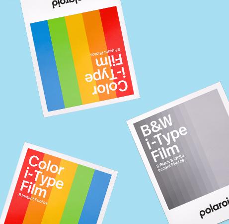 Три касети Polaroid i-Type. 2 Кольорові + 1 Чорно-біла 1