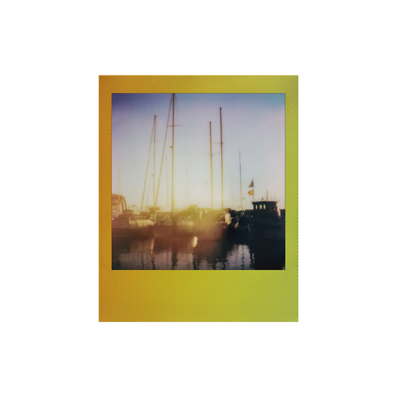 polaroid go gradient 4